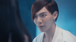 Erik tung MV mới, gây hoang mang với tạo hình khác lạ