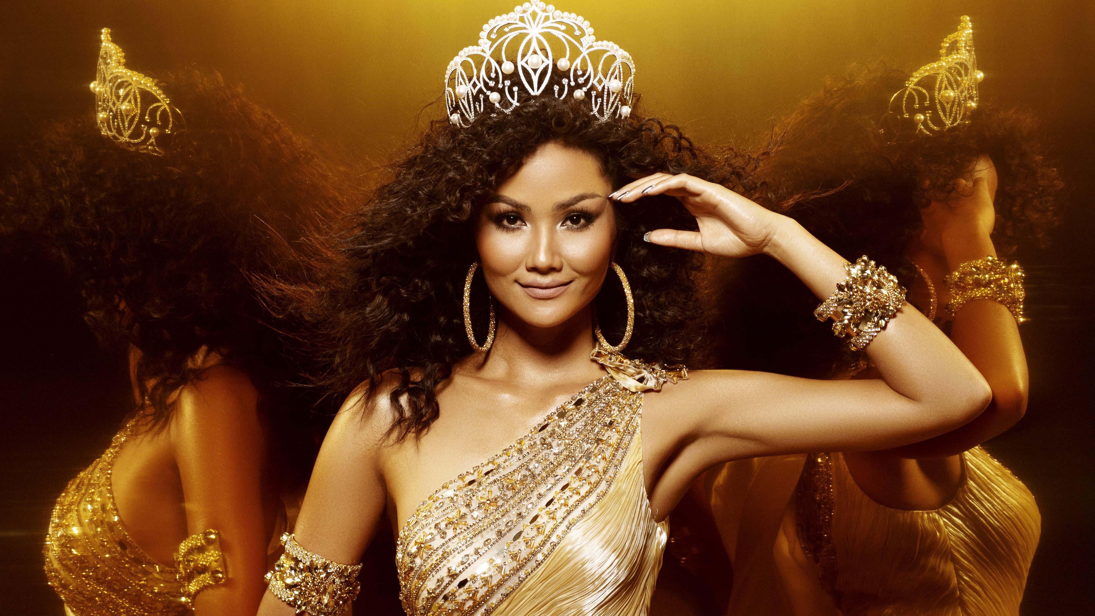 H'Hen Niê chia sẻ công thức dưỡng tóc với mặt nạ giá rẻ, dễ làm tại nhà