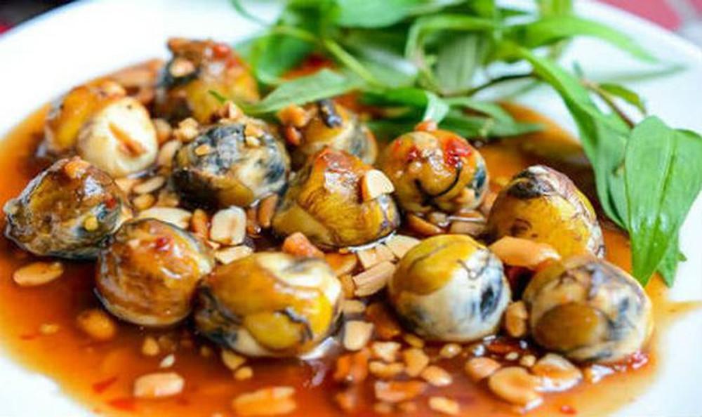 Cách làm trứng cút lộn xào me chua cay, càng ăn càng nghiền mỗi ngày trở gió