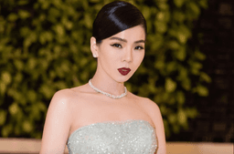 Lệ Quyên lại khẳng định chiều cao, nhân tiện khoe luôn vóc dáng và thói quen rât đáng học hỏi