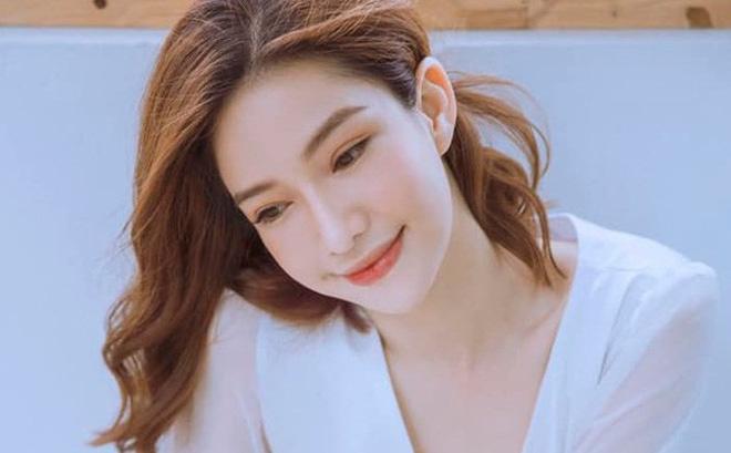 Lưu Đê Ly công khai sang Hàn "đập mặt xây lại" để xinh đẹp hơn