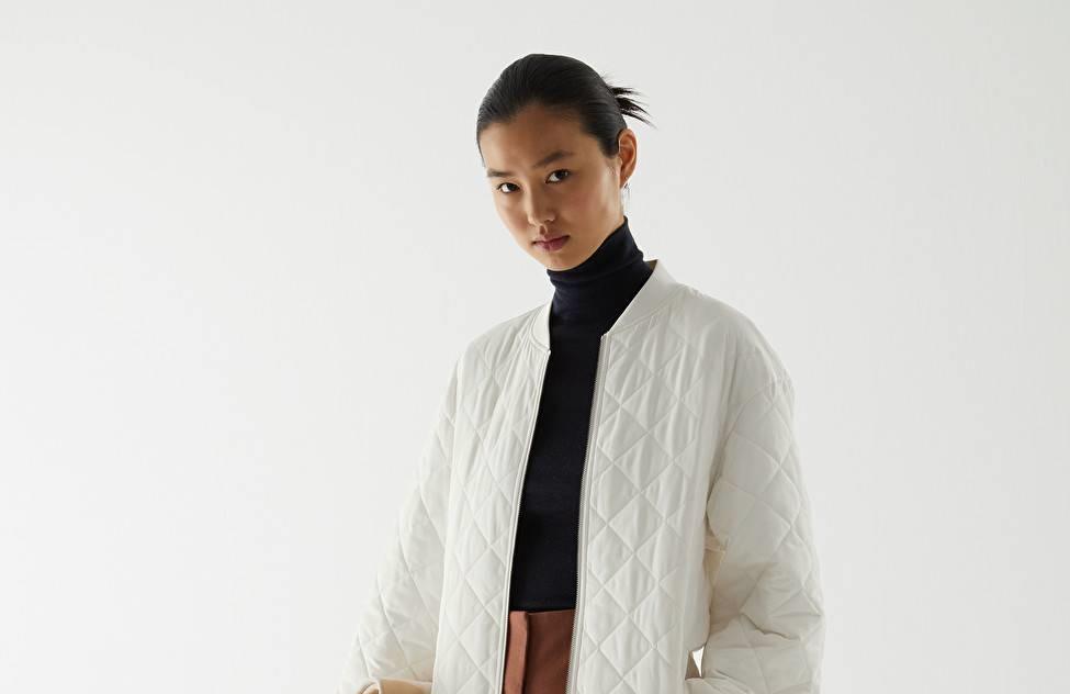 Những mẫu áo khoác chần bông đẹp nhất Thu Đông năm 2020