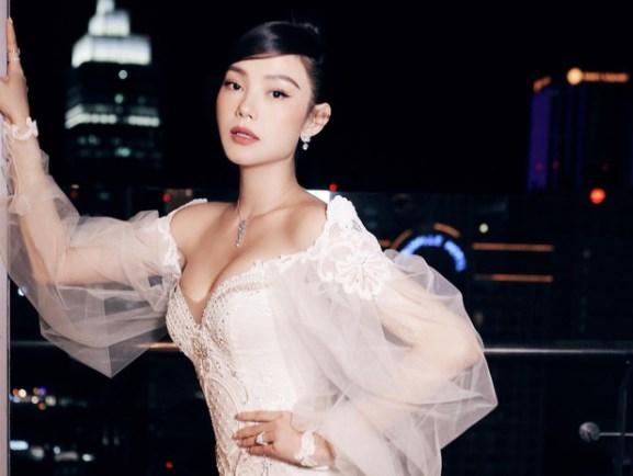 Mặc lại váy cưới gần 400 triệu của Beyoncé, Minh Hằng khiến fan trầm trồ