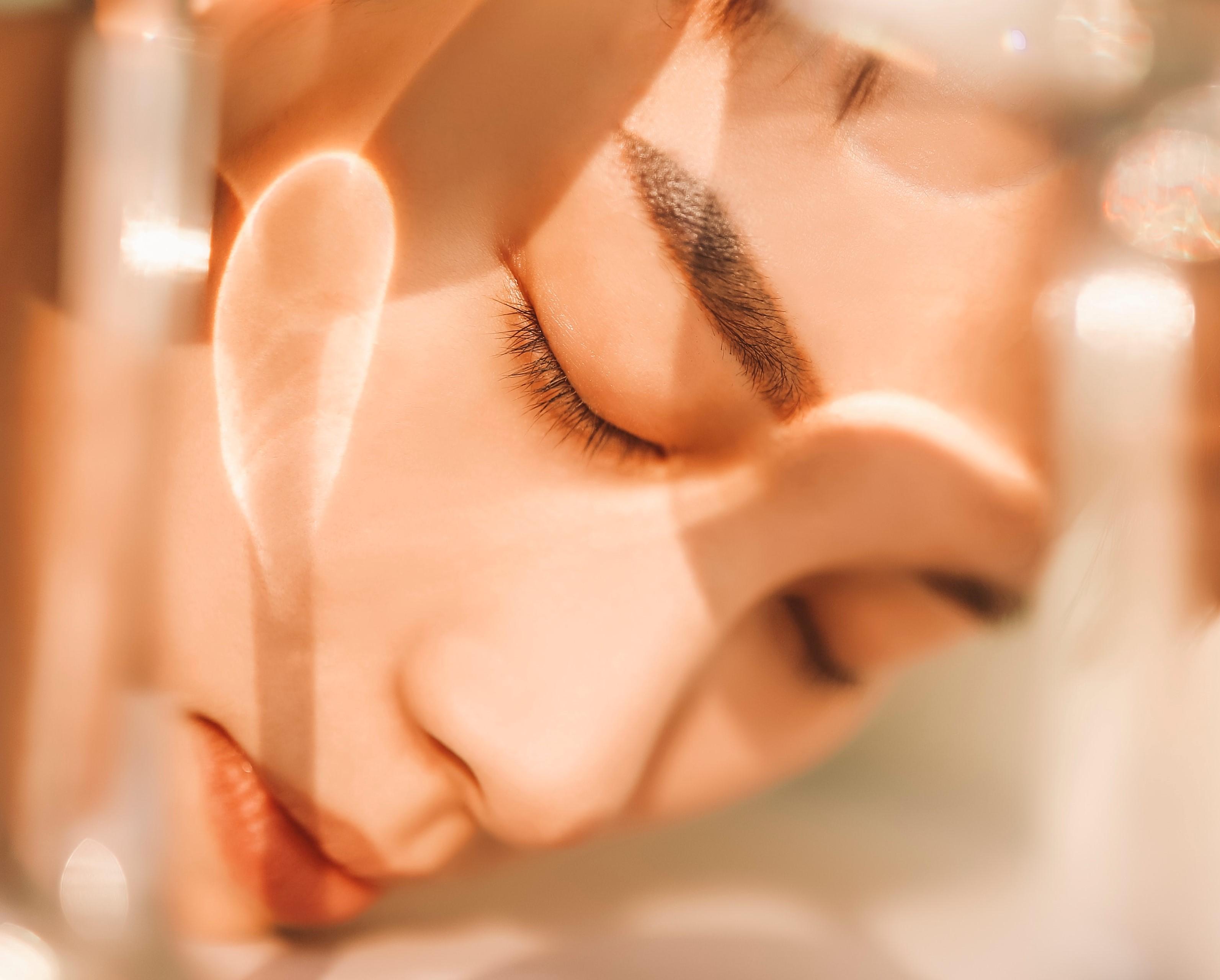 Bạn có biết:Dựa vào màu sắc mạch máu ở cổ tay để xác định undertone của da?