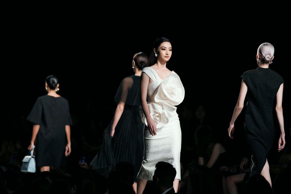 NTK Đỗ Mạnh Cường mở thương hiệu bán đồ online