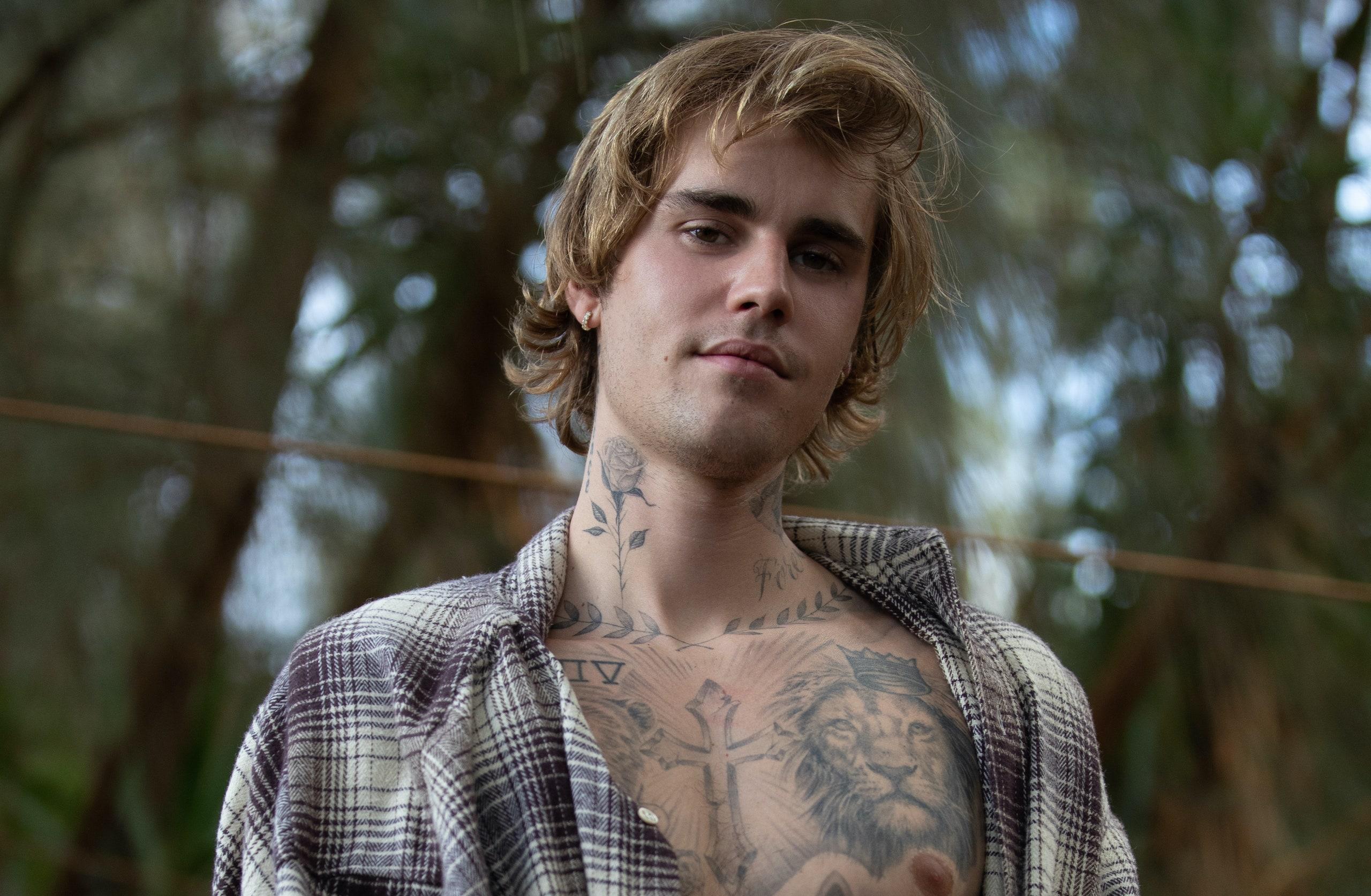 Xăm kín người, vì sao Justin Bieber không xăm nốt bàn tay?