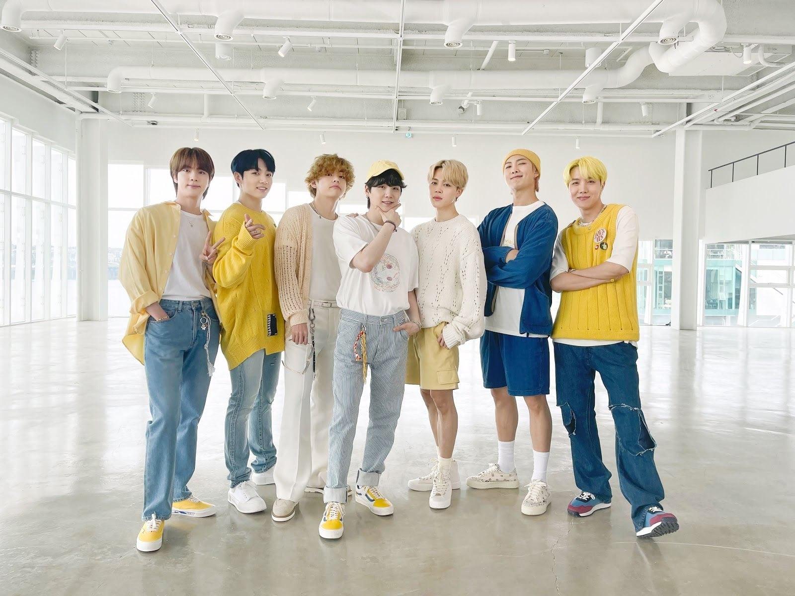 Bóc giá trang phục của BTS trong video "Butter" Special Performance