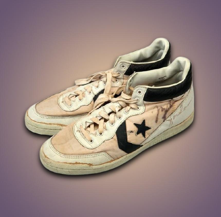 Đôi giày Michael Jordan từng đi khi thi đấu Olympic được bán đấu giá