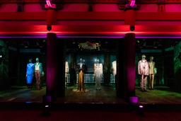 Gucci “chơi lớn” khi tổ chức sinh nhật 100 năm tại cung điện hoàng gia Nhật Bản