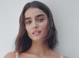 Victoria’s Secret vẫn tiếp tục sử dụng hình cảnh các thiên thần nội y