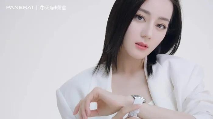 Địch Lệ Nhiệt Ba trở thành đại diện châu Á đầu tiên của thương hiệu đồng hồ Ý