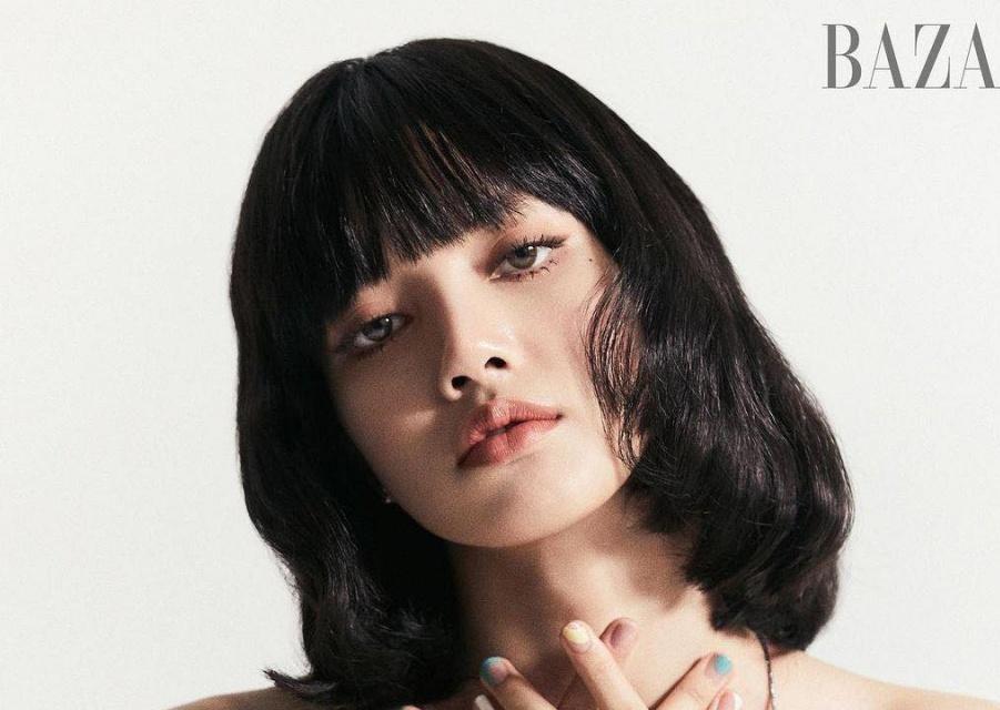 Lisa BLACKPINK có bộ ảnh cực chất trên tạp chí Harper’s Bazaar Mỹ