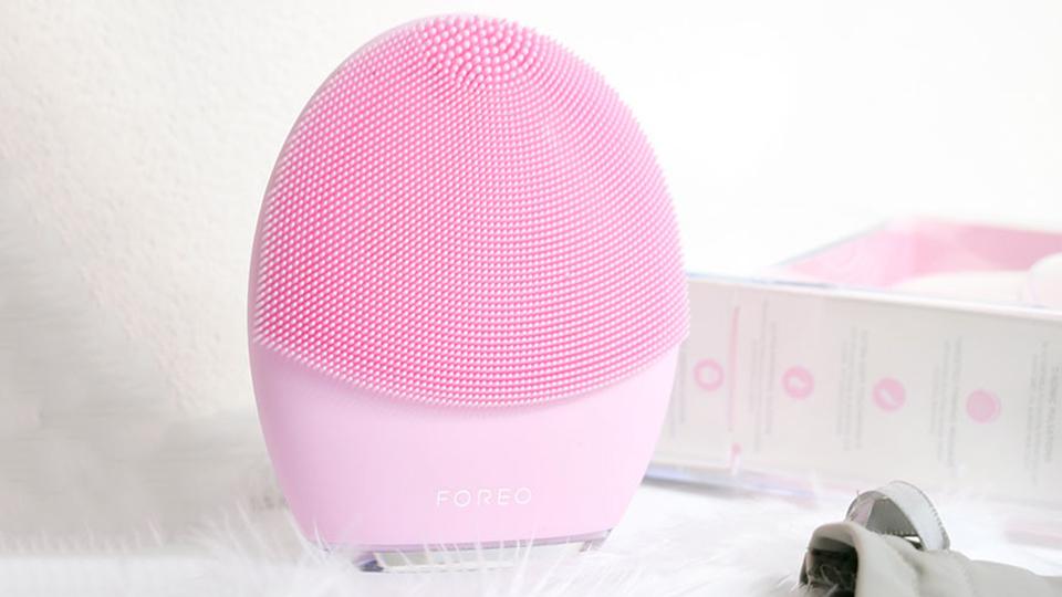 Máy rửa mặt Foreo Luna 3 có tốt không?