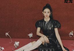 Đây là 2 lý do khiến Triệu Lệ Dĩnh cố mãi cũng không thể mặc đẹp