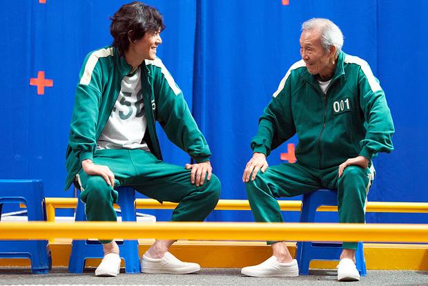 Cơn sóng Netflix Squid Game giúp đẩy doanh thu của giày Vans lên gần 8000%