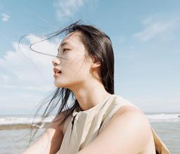 Quán quân Quỳnh Anh Supermodelme chụp ảnh nghệ thuật ấn tượng ở tuổi 19