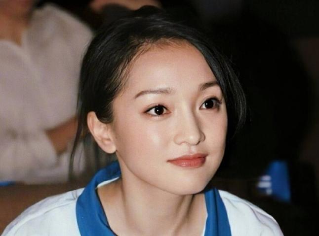 Nhan sắc năm 34 tuổi của Châu Tấn khiến cộng đồng mạng rúng động