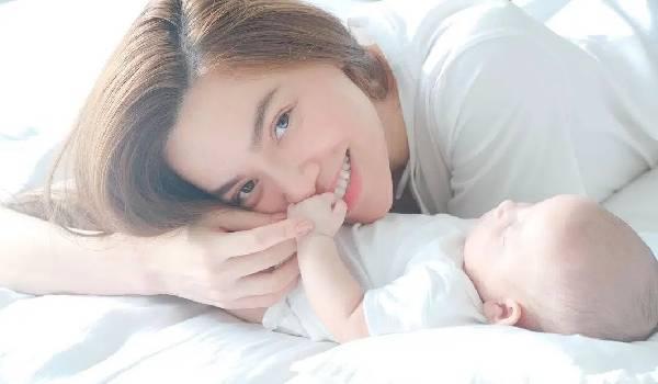 Hồ Ngọc Hà nói gì khi bị cho rằng nhầm lẫn con?