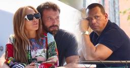 Jennifer Lopez suýt chạm mặt "chồng hụt" khi đi ăn trưa với Ben Affleck