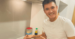 Công Vinh khoe ngày 2 lần vào bếp nấu ăn cho vợ nhưng lại nhận "kết đắng"