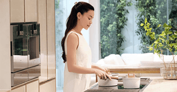 Hà Hồ phải thốt lên "Hà ơi mày đâu rồi?" khi tự tay nấu ăn sáng cho Kim Lý