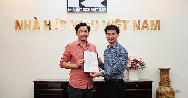 NSND Trung Anh chia tay Nhà hát Kịch Việt Nam sau hơn 40 năm gắn bó