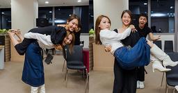 Chỉ 41kg, Khả Ngân vẫn bế bổng được MC Mù Tạt ở hậu trường "11 tháng 5 ngày"