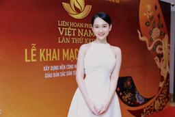 Trúc Anh xin lỗi NSX Dung Bình Dương về chuyện vi phạm hợp đồng, bệnh ngôi sao