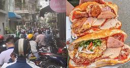Bánh mì Ô môi Bà Huynh hậu tách khỏi Huỳnh Hoa: Khách xếp hàng dài kín đường, 4 giờ đã hết hàng
