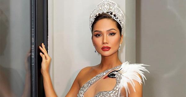 H'Hen Niê kỷ niệm 4 năm đăng quang, phải làm 1 việc quan trọng trước khi tổ chức tiệc ăn mừng