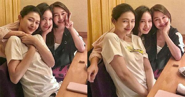 Từ Hy Viên xuất hiện hậu tái hôn với người tình thủa đôi mươi, mặt mộc ở tuổi 47 gây chú ý