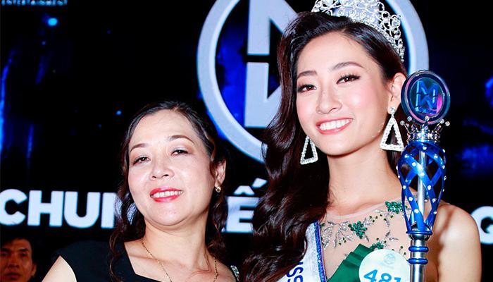 22 tuổi, là hoa hậu đình đám nhưng Lương Thùy Linh vẫn bị mẹ đối xử như trẻ con