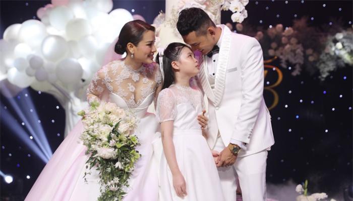 Chân dung con riêng 9 tuổi lần đầu lộ diện của Phương Trinh Jolie, ba ruột vẫn là ẩn số