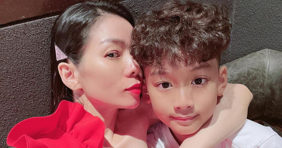 Hôm qua sao làm gì (1/6): Con trai Lệ Quyên là khách VIP của 1 hãng hàng không lớn