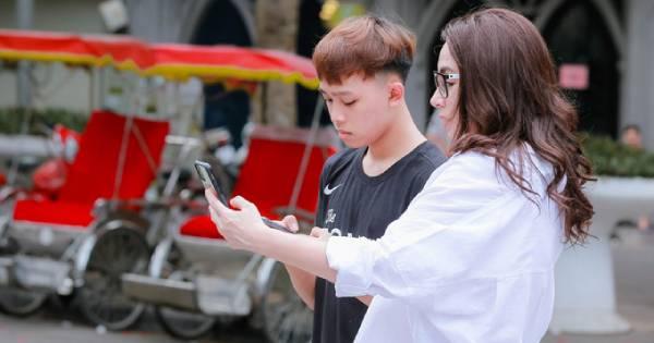 Nhiều sao Việt phản ứng trước việc quản lý Phi Nhung trao tiền cho Hồ Văn Cường