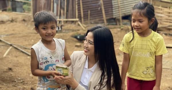 Đỗ Thị Hà mang đến Miss World dự án giúp người dân Nam Trà My tìm lại ngôi nhà bình yên