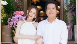 Học hỏi Nhã Phương mặc đồ giấu bụng cực xinh cho mẹ bầu