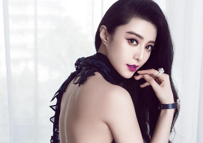 Phạm Băng Băng đã nổi giận bỏ về giữa lễ trao giải Hoa Đỉnh 2020