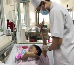 Giám đốc bệnh viện ký giấy bảo lãnh kịp thời cứu sống bệnh nhân đột quỵ