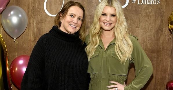 Bị miệt thị cơ thể, Jessica Simpson từng muốn sống ẩn dật