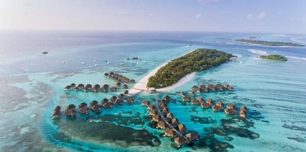 Maldives mở cửa giữa đại dịch, cung cấp vaccine cho khách quốc tế