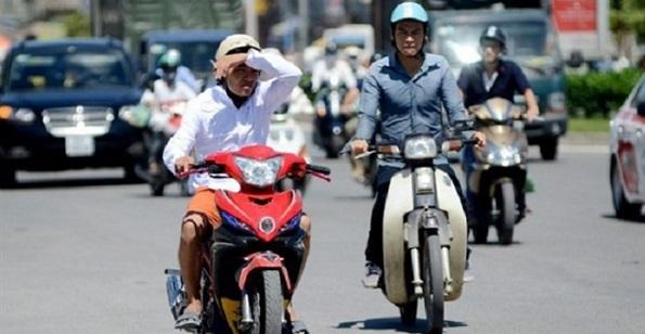 Các tỉnh Bắc Bộ và Bắc Trung Bộ bước vào đợt nắng nóng, có nơi nhiệt độ trên 39 độ C