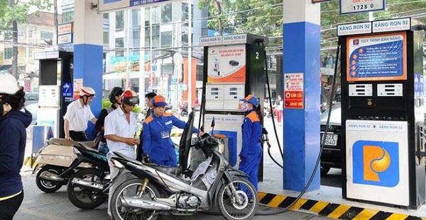 Từ ngày mai giá xăng sẽ tăng trở lại
