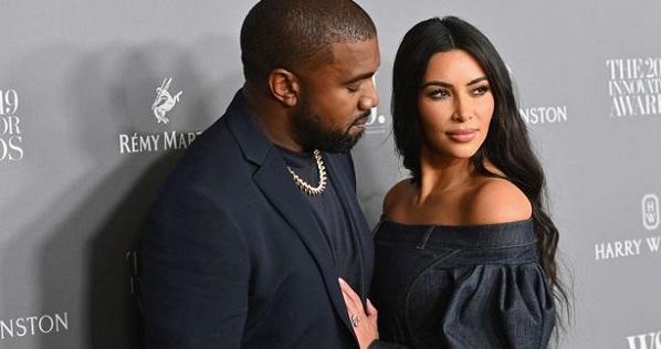 Kanye West liên quan đến vụ mua bán tượng cổ nhưng mượn tên Kim Kardashian