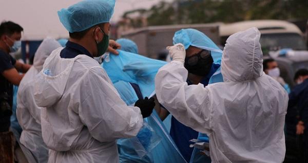 Bệnh nhân 2983 nặng không kém so với bệnh nhân 91 (phi công người Anh) được đưa từ An Giang về TP.HCM điều trị