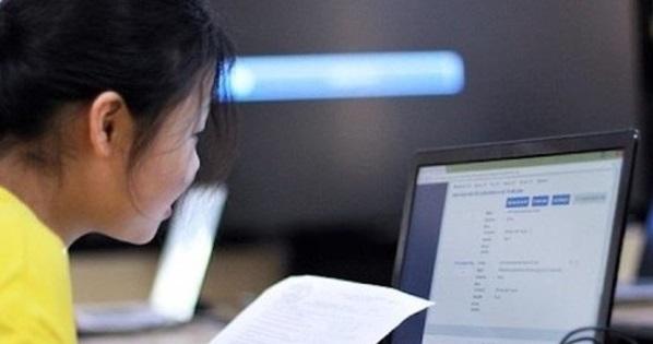 Tối 28 và 29/5, học sinh lớp 12 tại Hà Nội thi thử trực tuyến THPT QG