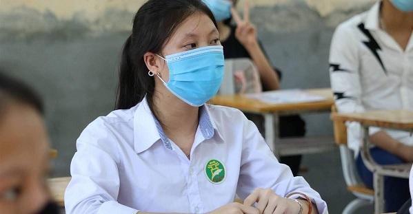 Từ 28/5, TP.HCM quyết định cho học sinh cuối cấp dừng đến trường