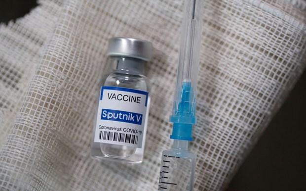 Việt Nam ký thỏa thuận với Nga về việc gia công 5 triệu liều vaccine Sputnik V một tháng