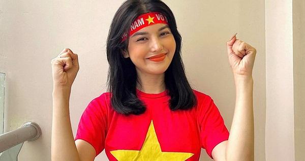 Hứa tặng Quỹ vaccine 20 triệu/1 bàn thắng của tuyển Việt Nam, cuối cùng nữ diễn viên chuyển nóng con số khiến cư dân mạng ngỡ ngàng