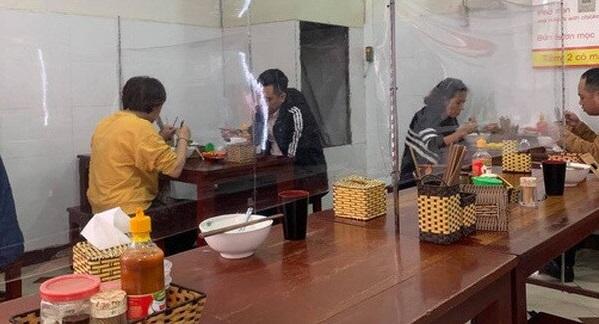 Vào tuần tới, Hà Nội có thể mở cửa quán ăn tại chỗ